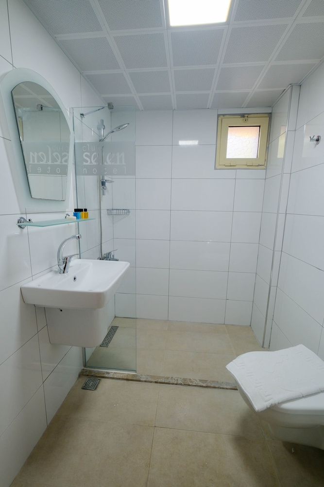 CLUB SELEN HOTEL 48/50