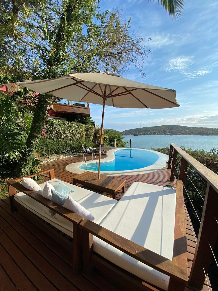 swimming pool spa
