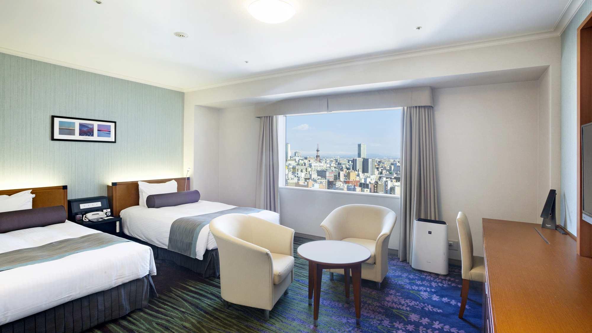 Premier, Premium, Twin Beds, Night View