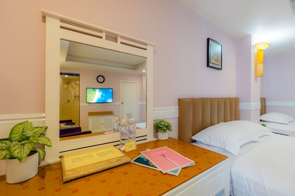Fortune 1127 Hotel 18/35