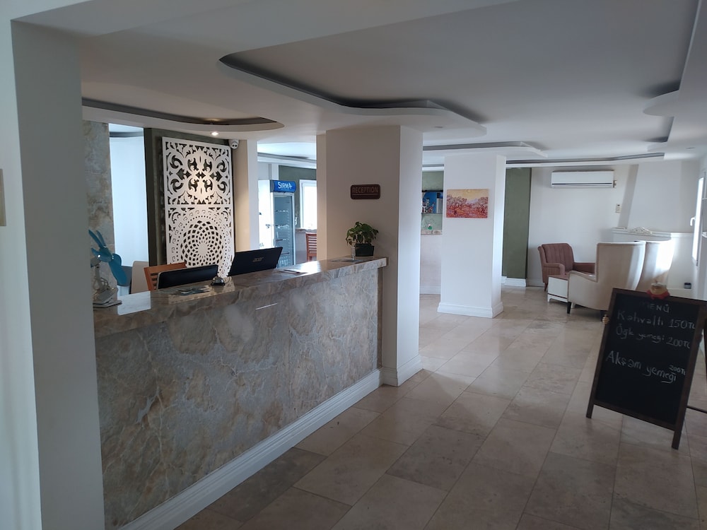 Olivias Group Hotel 3/42