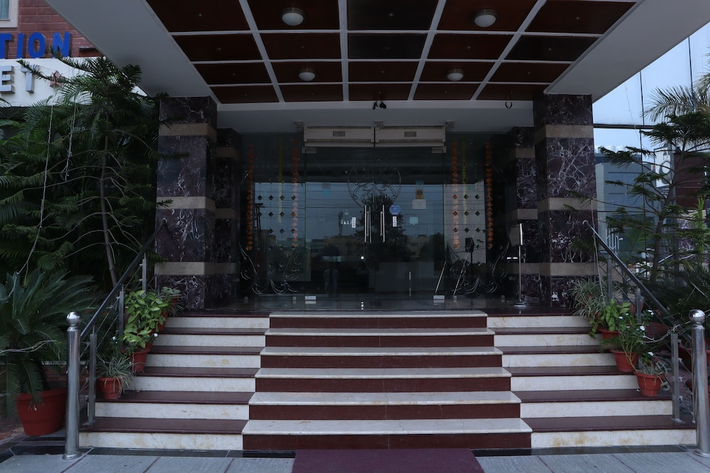 Hotel Hari Heritage 6/28