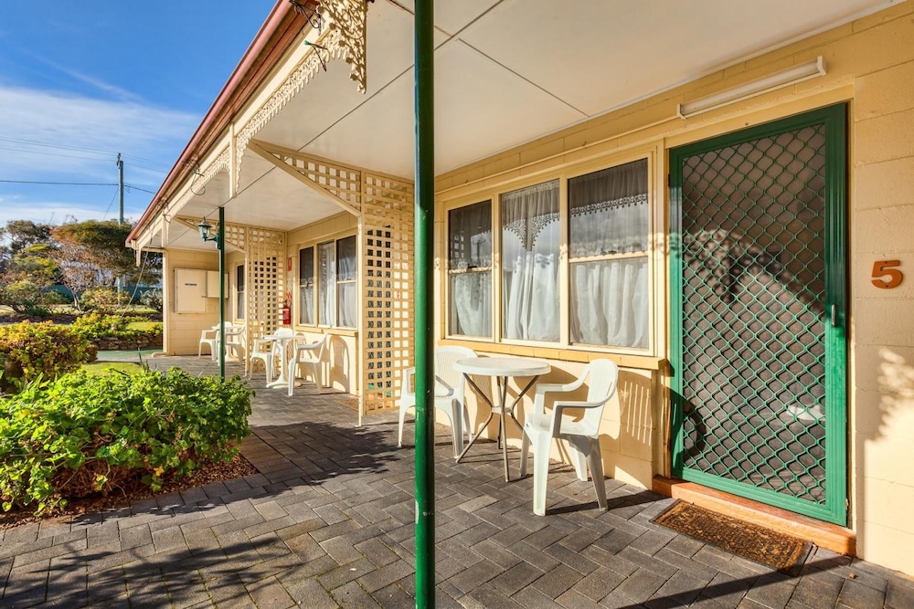 Wintersun Gardens Motel 17/28