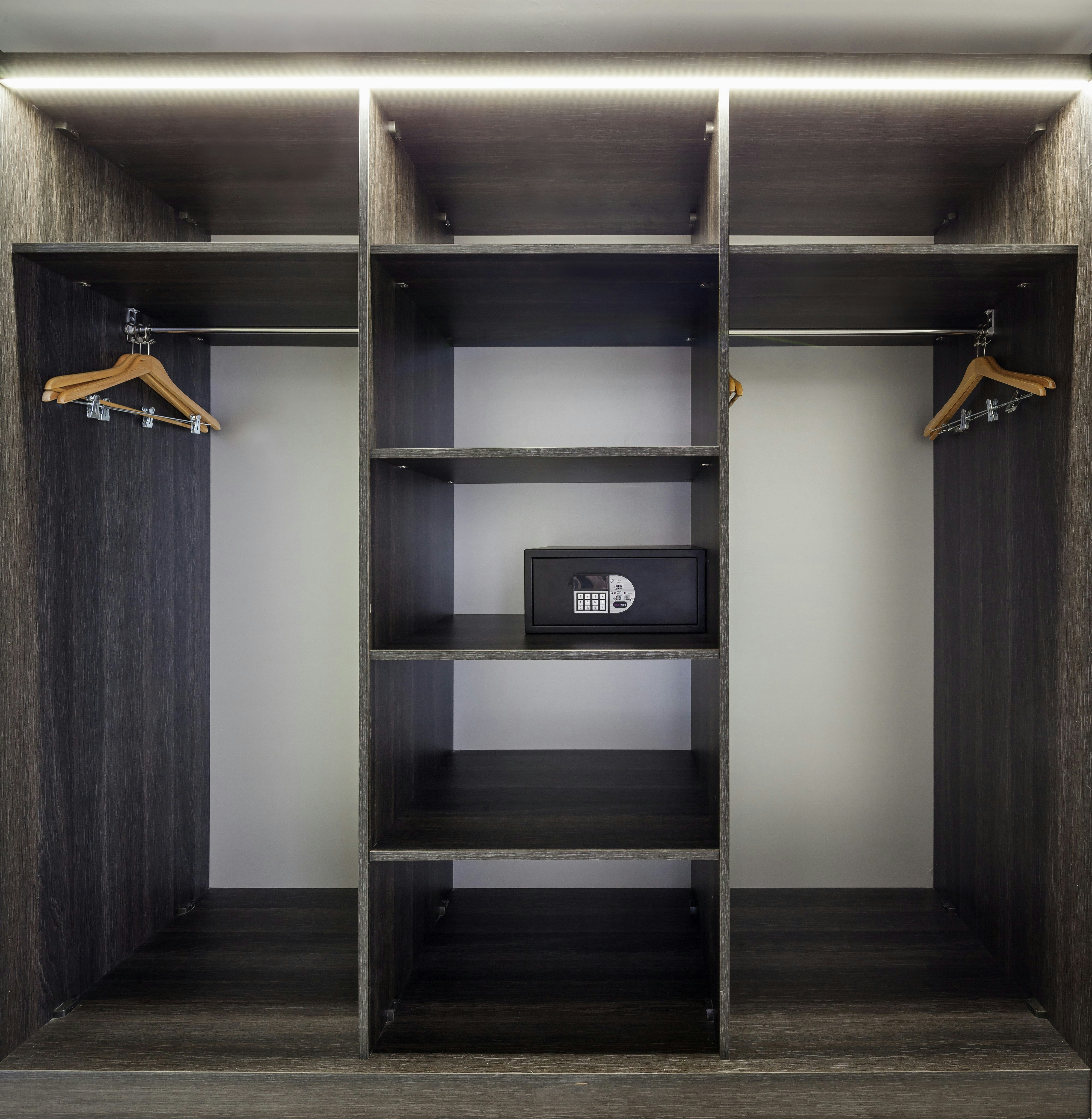 Ilunion Suites Madrid 11/26