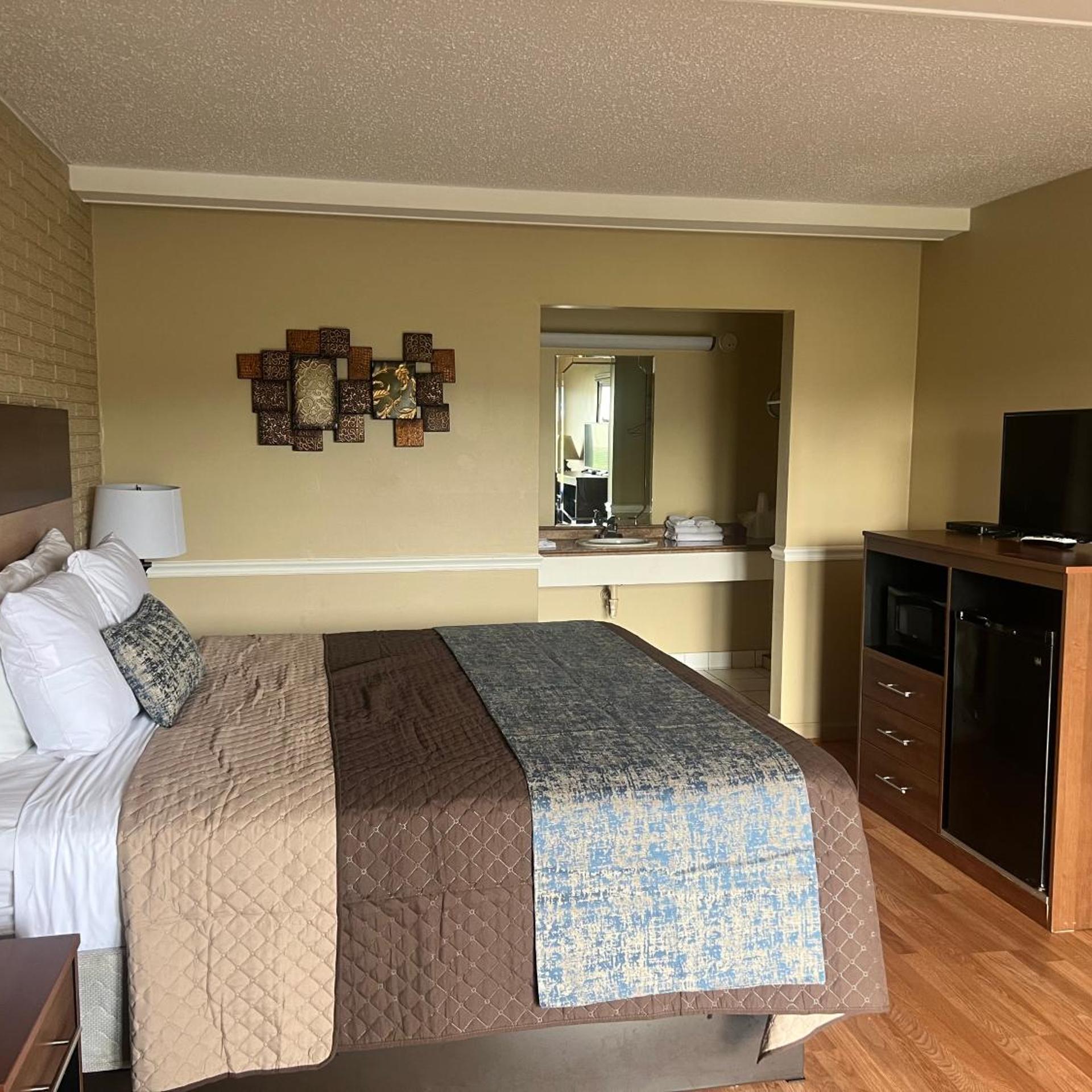 Towne Inn 23/50