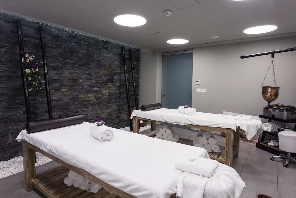 Patmos Aktis Suites And Spa 51/86