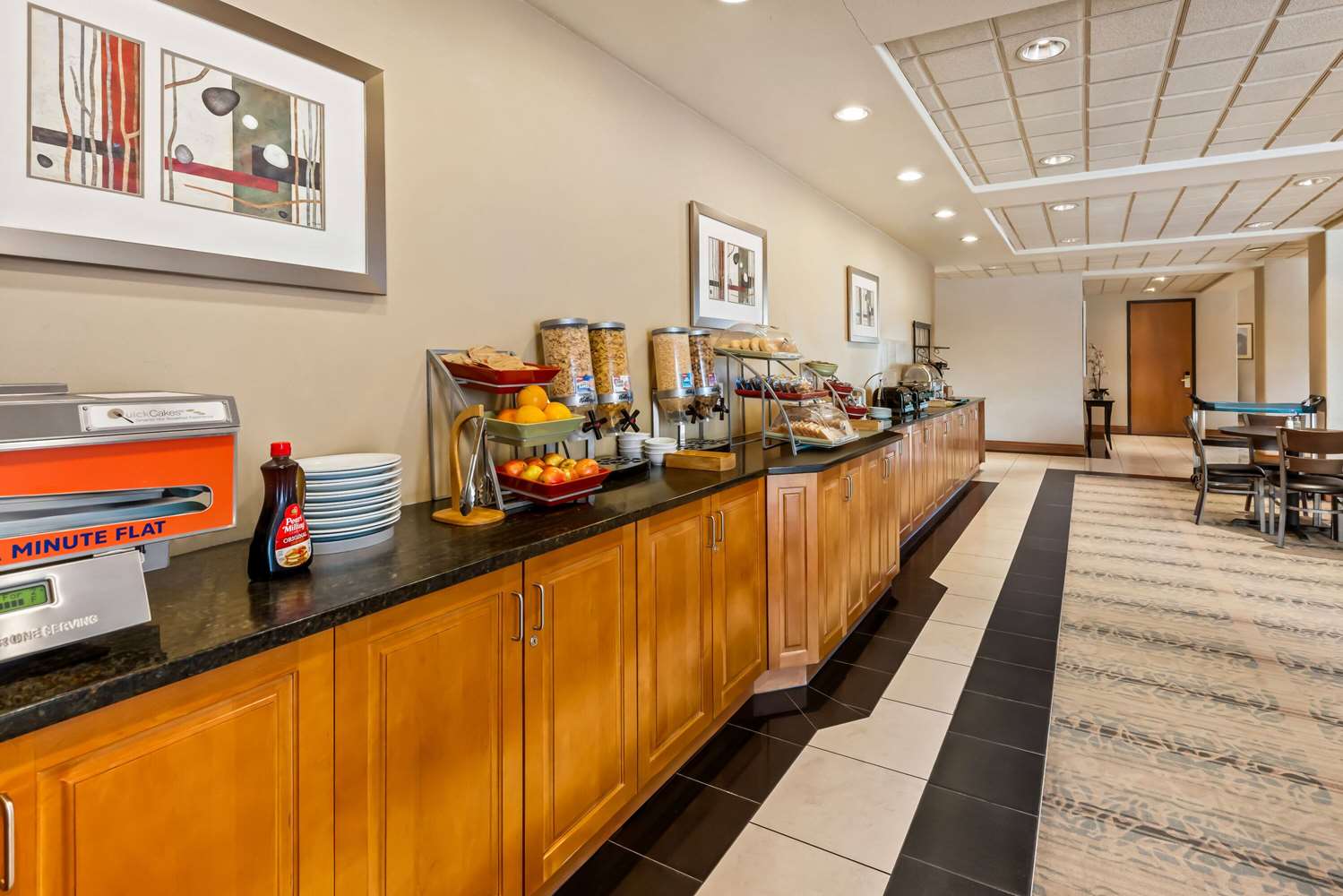Wingate by Wyndham Calgary 7/39