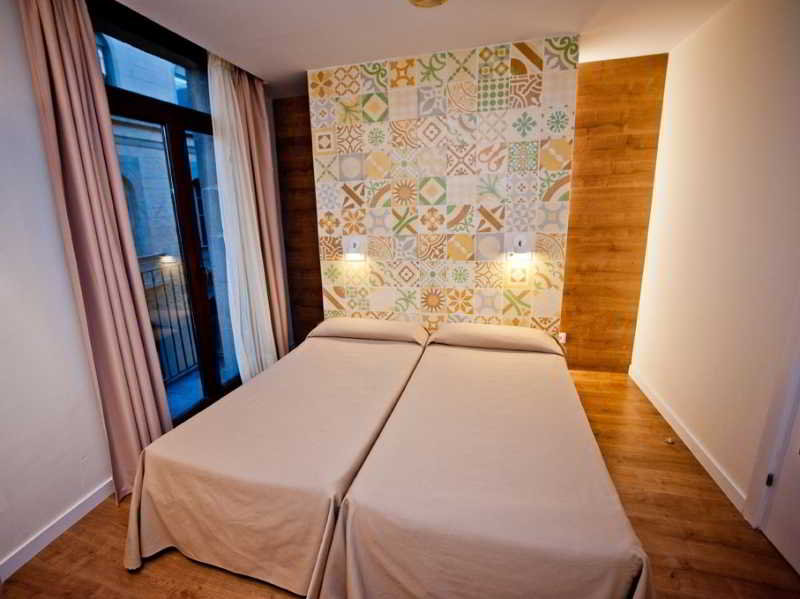 Hostal Marenostrum 11/58