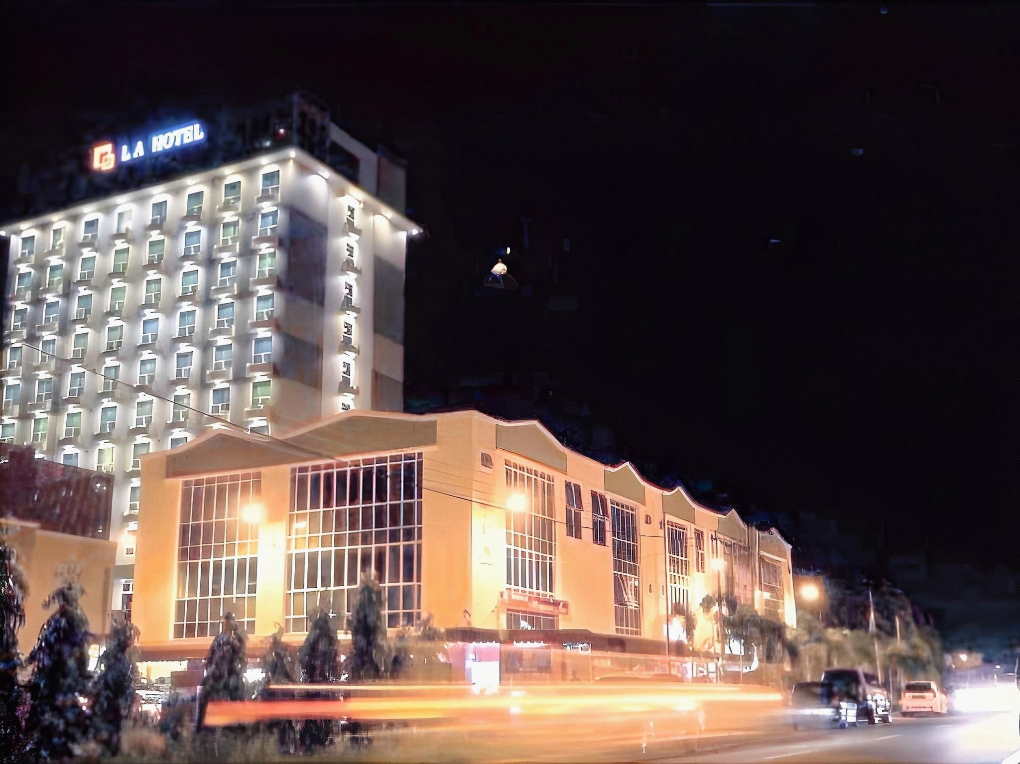 LA Hotel Tawau 4/24