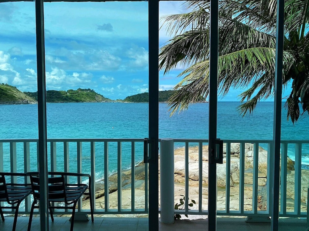 Naiharn On The Rock Resort 24/50