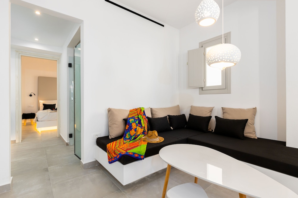 Serapias Suites 48/67