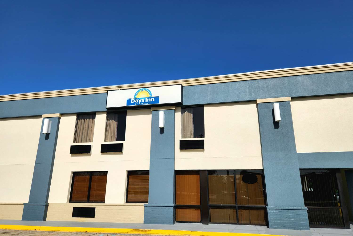Days Inn by Wyndham Slidell 1/23