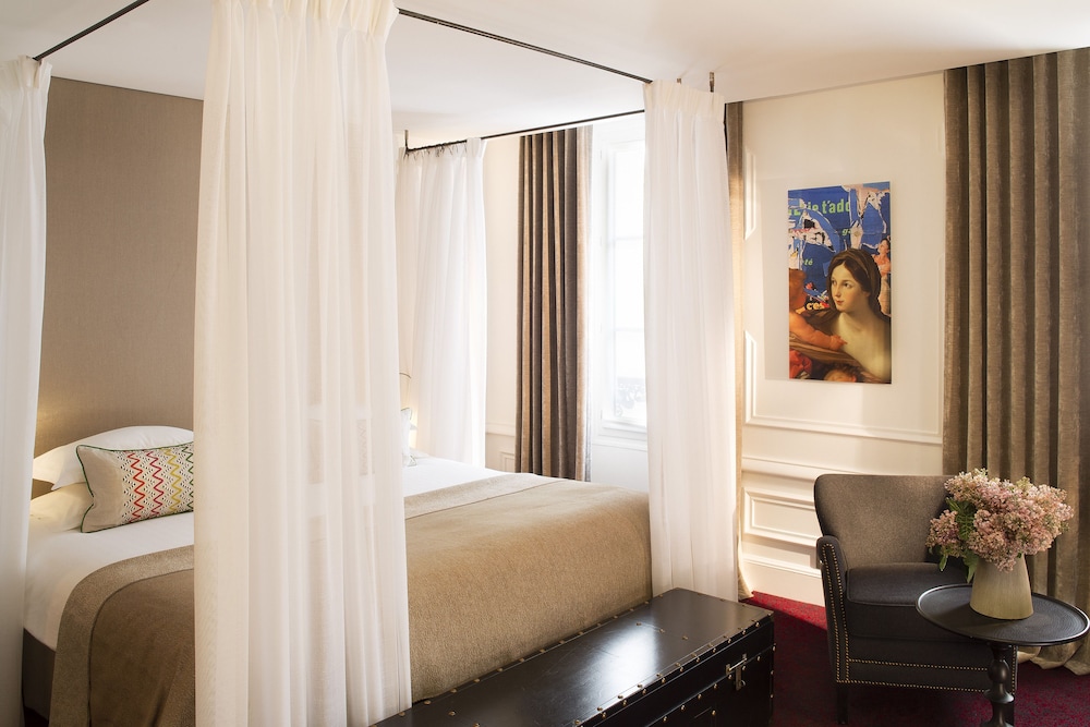 Hotel Moliere 23/71
