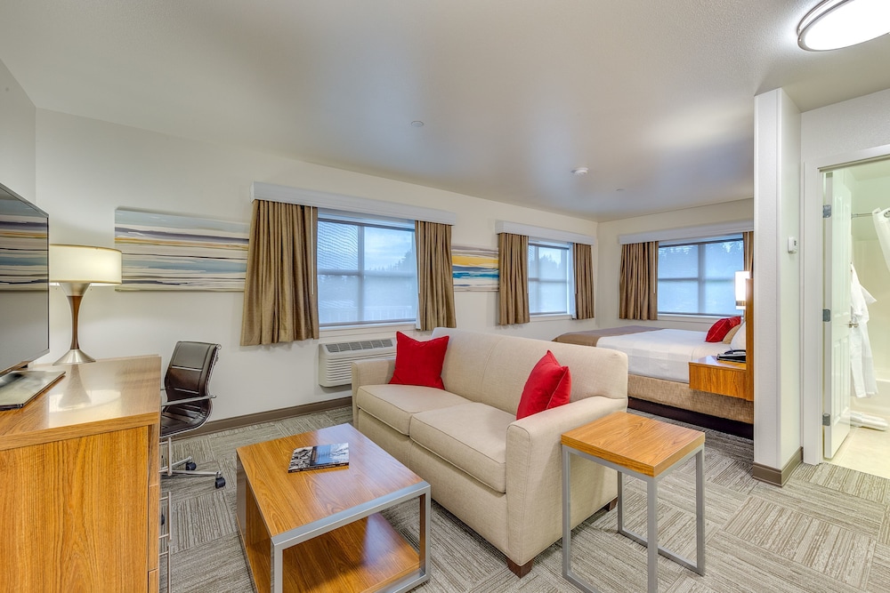Marshall Suites Bainbridge Island, SureStay Collection by BW 20/34