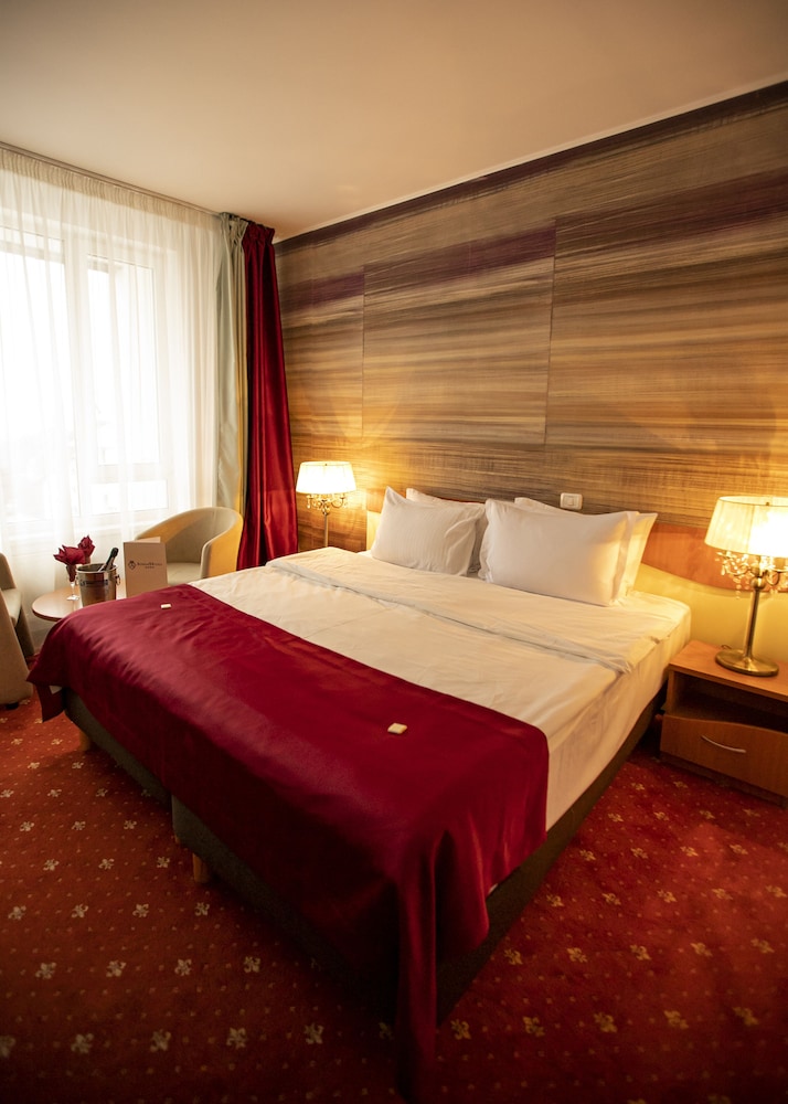 Atrium Panoramic Hotel & Spa 9/50