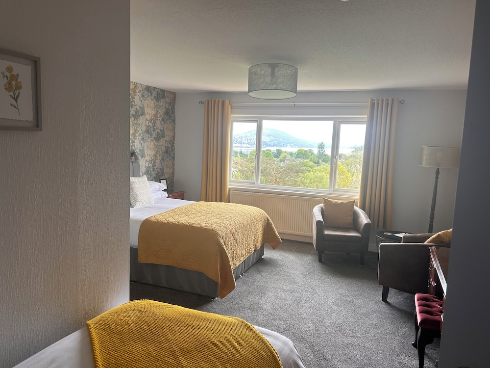 Room, 1 King and 1 Single Beds