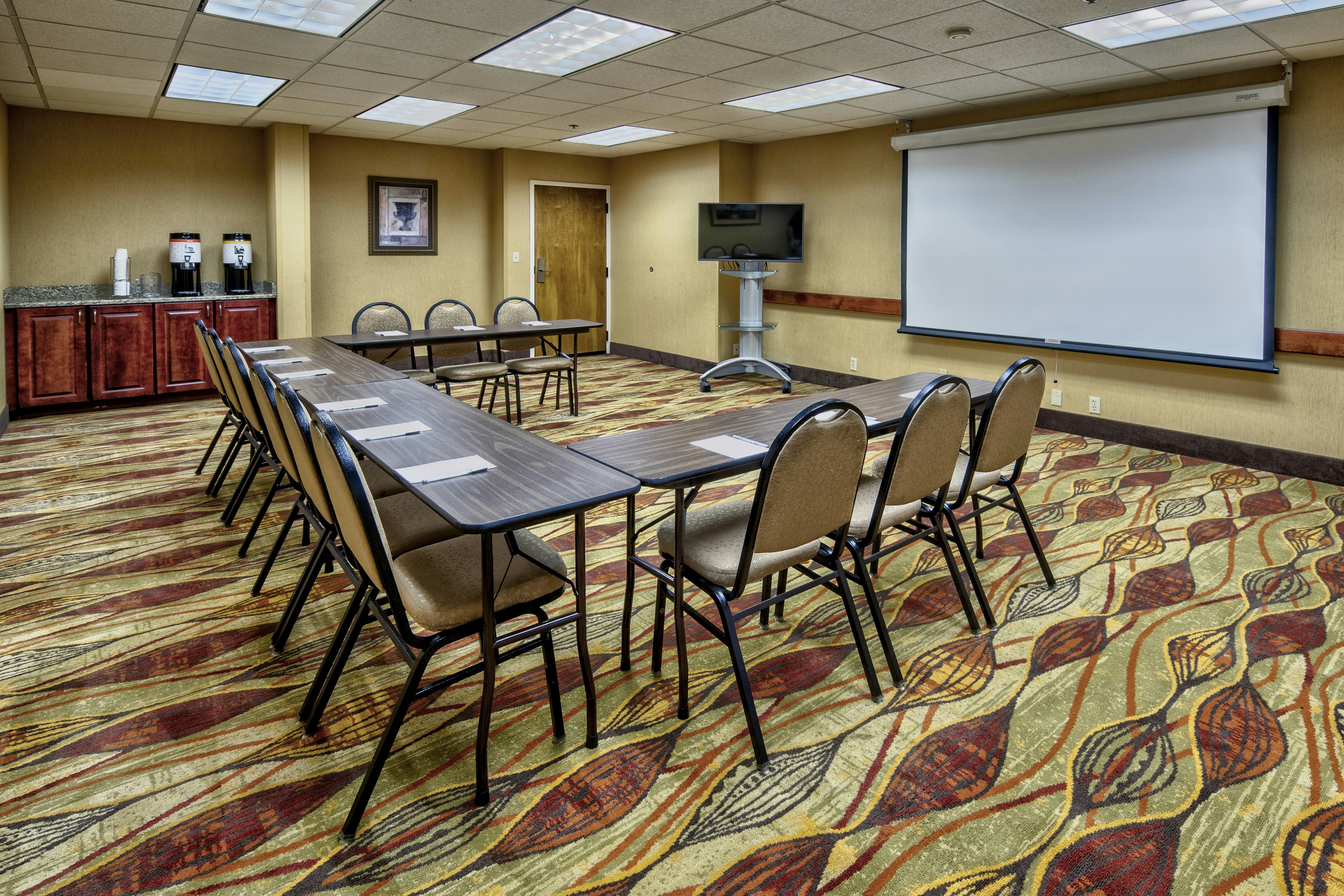 Hampton Inn Corinth 28/32