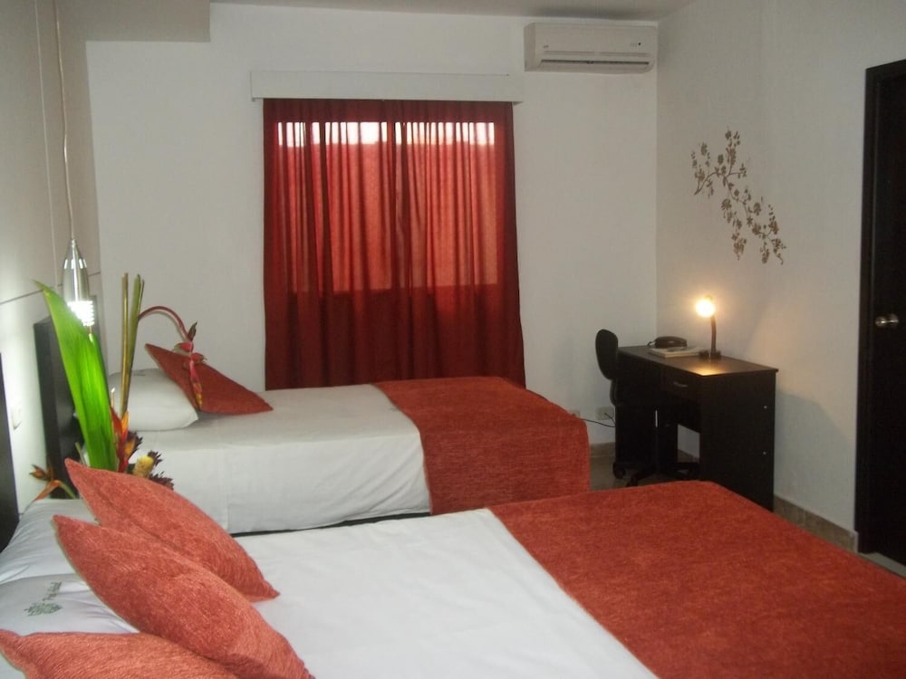 Park Hotel Santa Marta 10/23