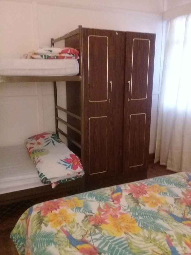 Lighthouse Farm Backpackers Lodge 13/42
