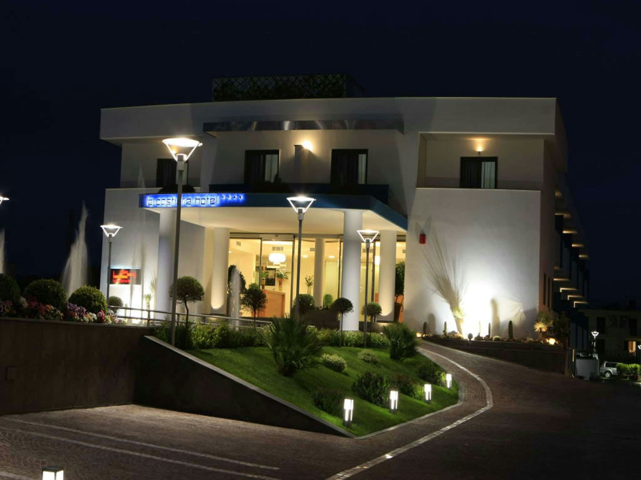 La Costiera Hotel 2/39