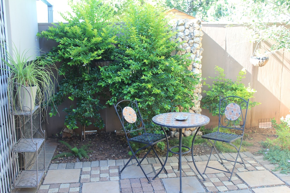 Cottonwood Guesthouse 42/50