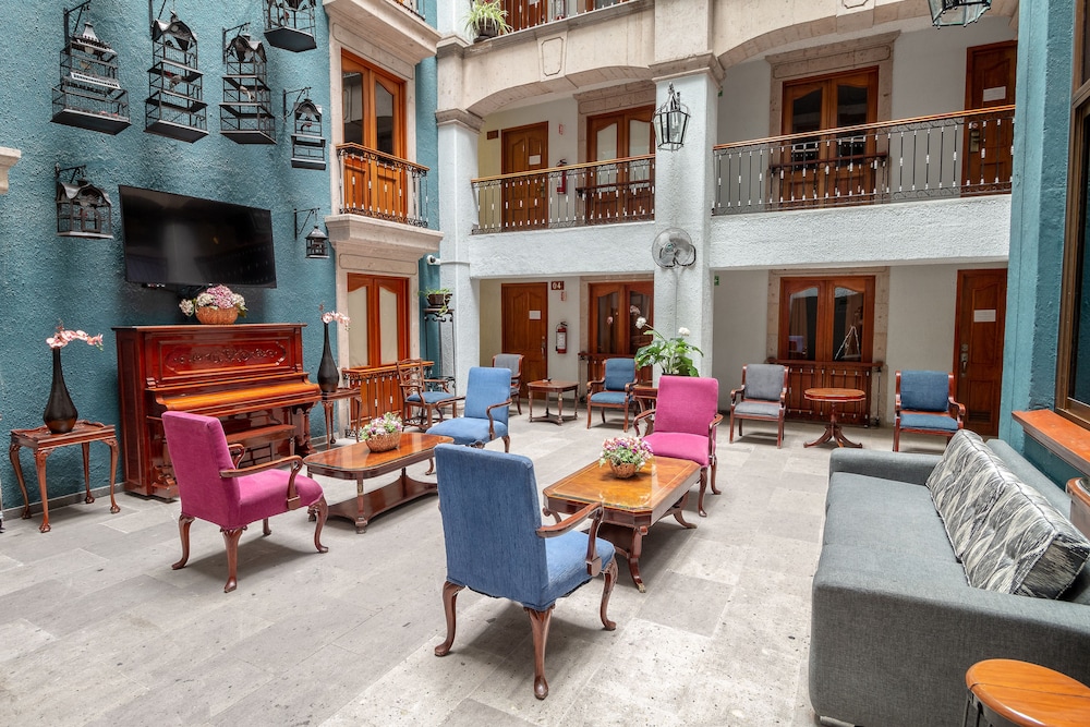 Hotel Santiago de Compostela 43/66