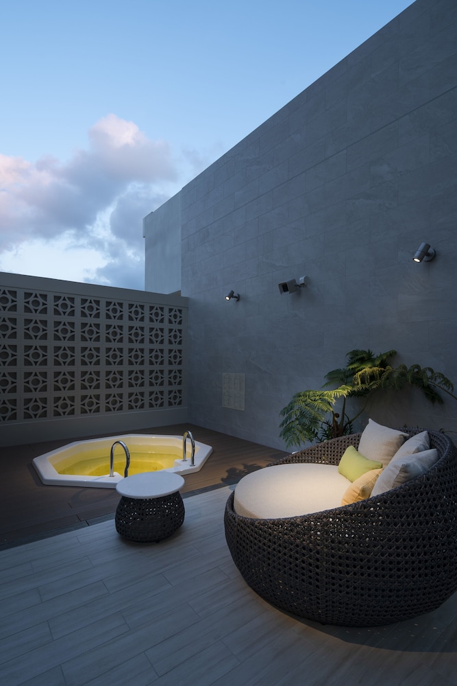 Okinawa Hinode Resort And Hot Spring Hotel in NAHA - OKINAWA PREFECTURE