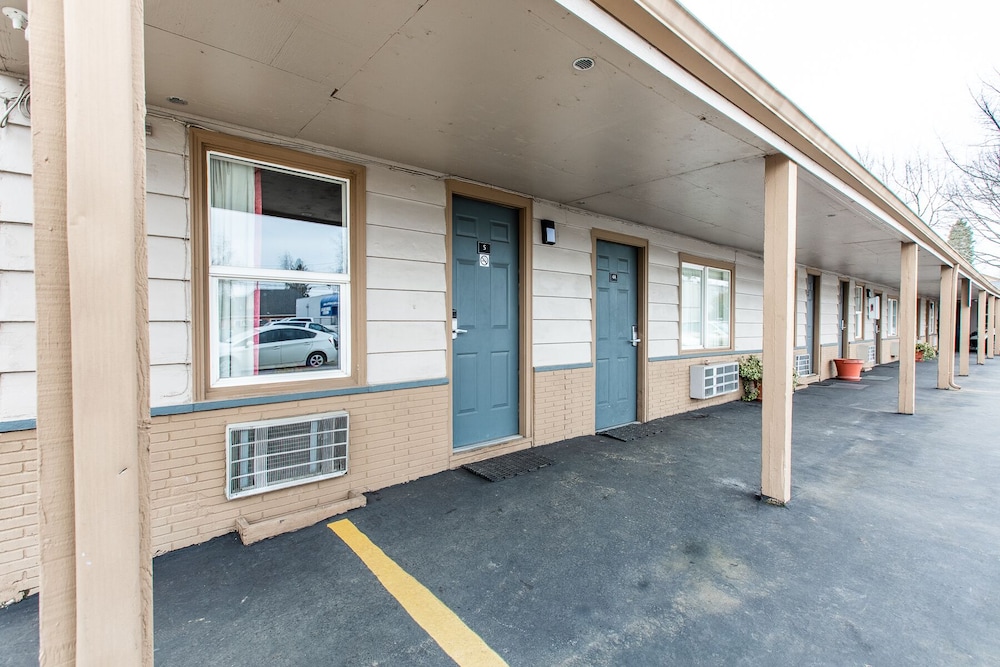 Welcome Inn 41/46