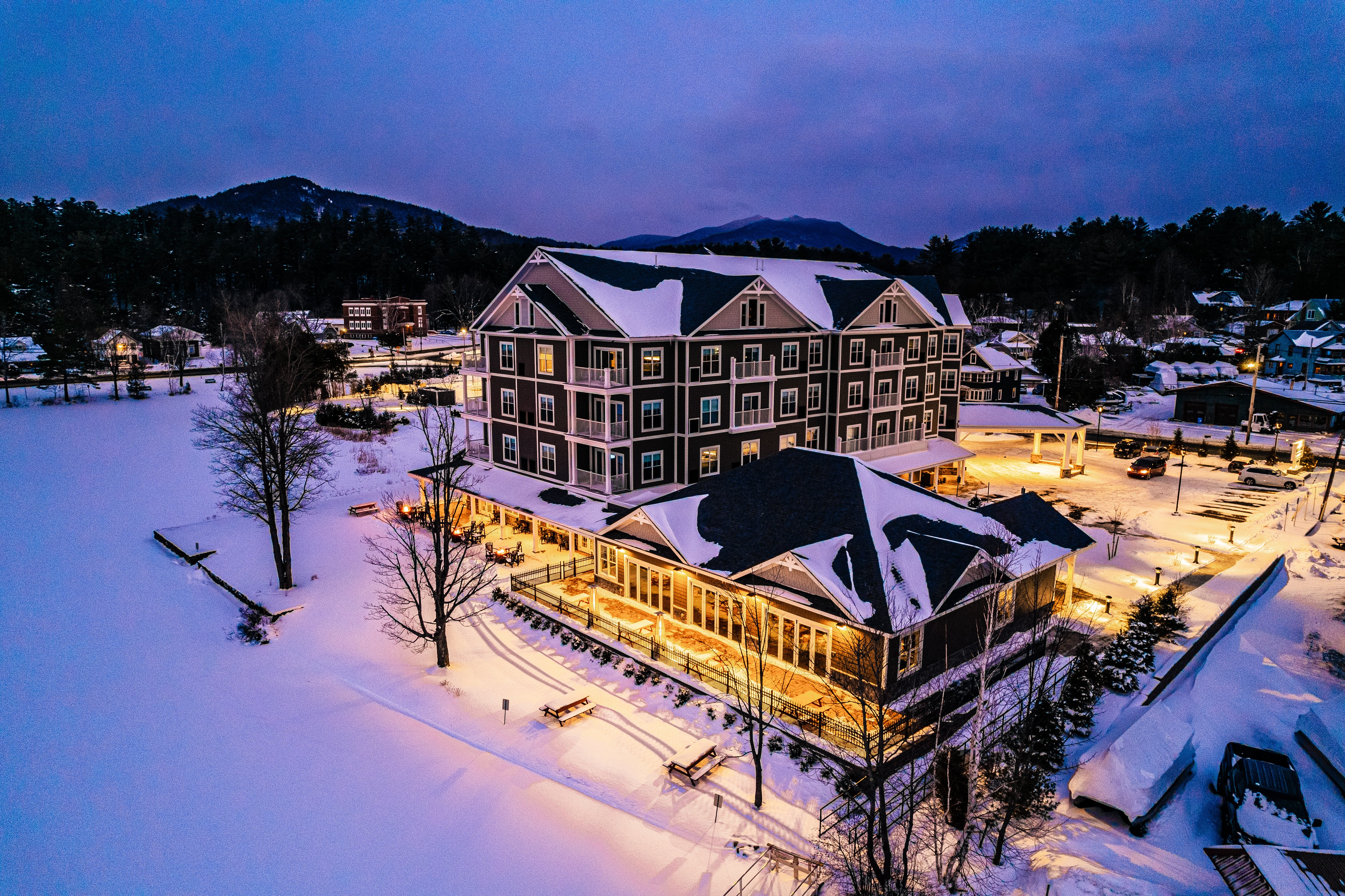 voco Saranac Lake NY - Waterfront, an IHG hotel 5/50
