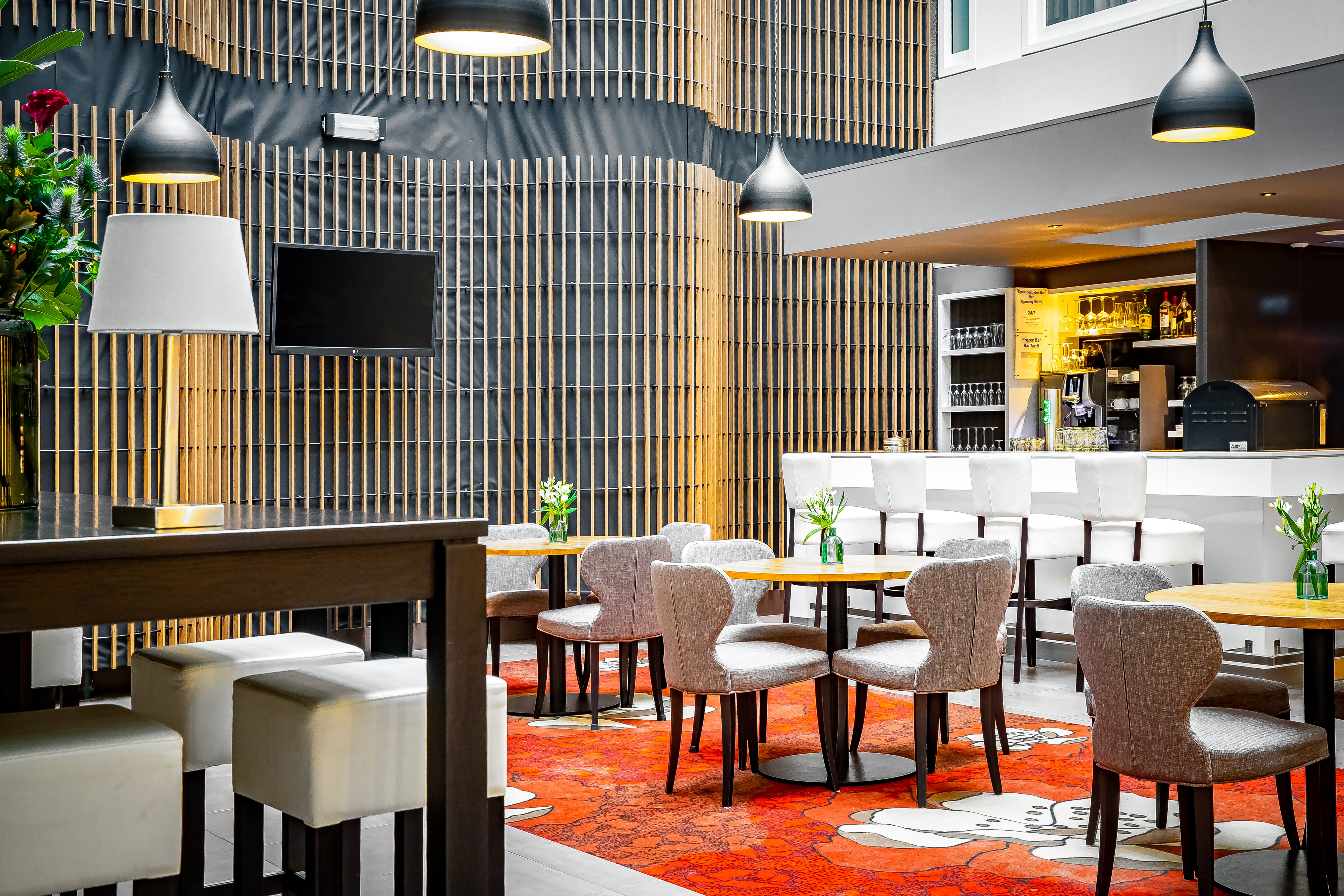 HOLIDAY INN EXPRESS THE HAGUE - PARLIAMENT 50/75