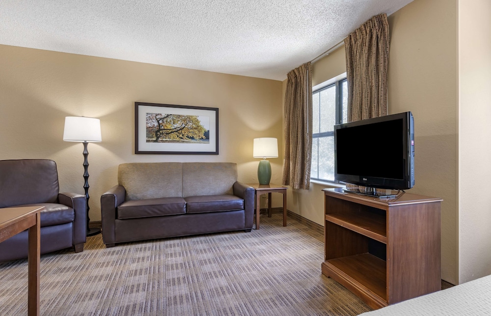 Extended Stay America Orlando Maitland 1776 Pembrook Dr 31/54