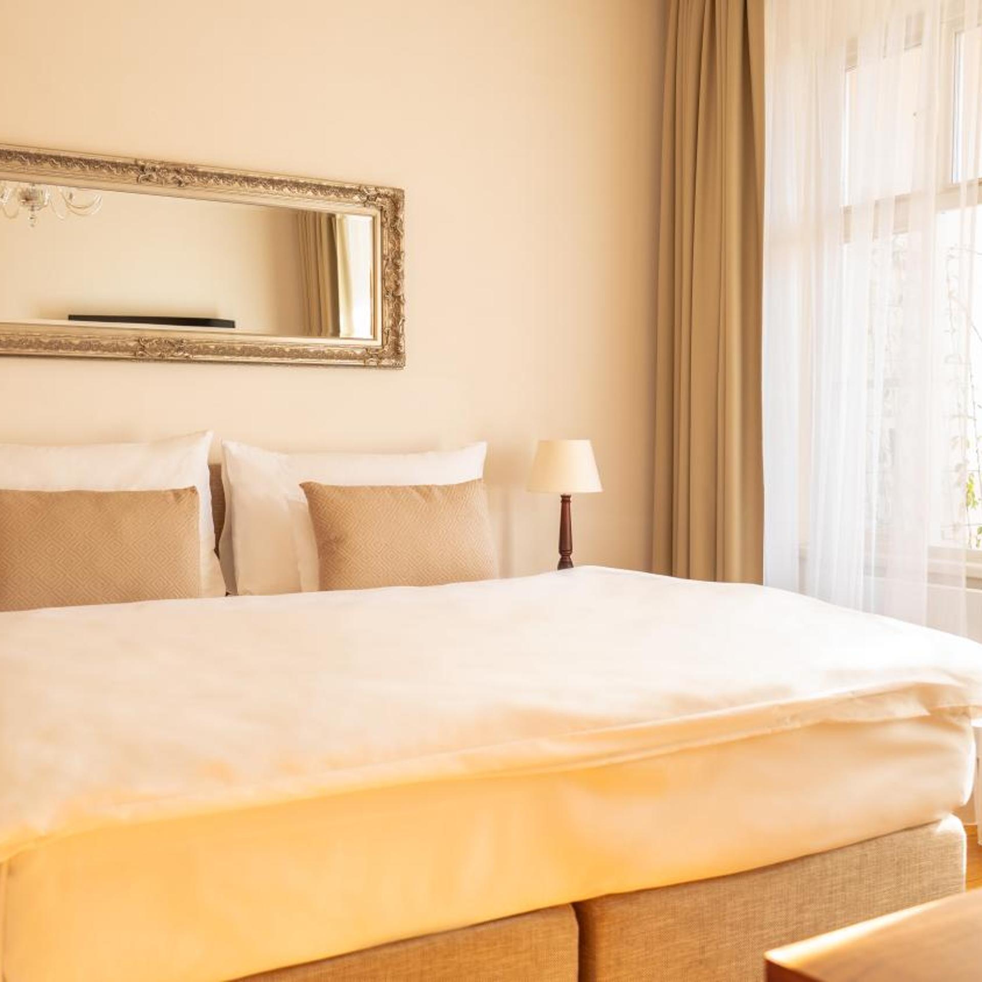 غرفة سوبيريور بسرير مزدوج أو سريرين منفصلين، Hotel Golden Key Prague 2/8