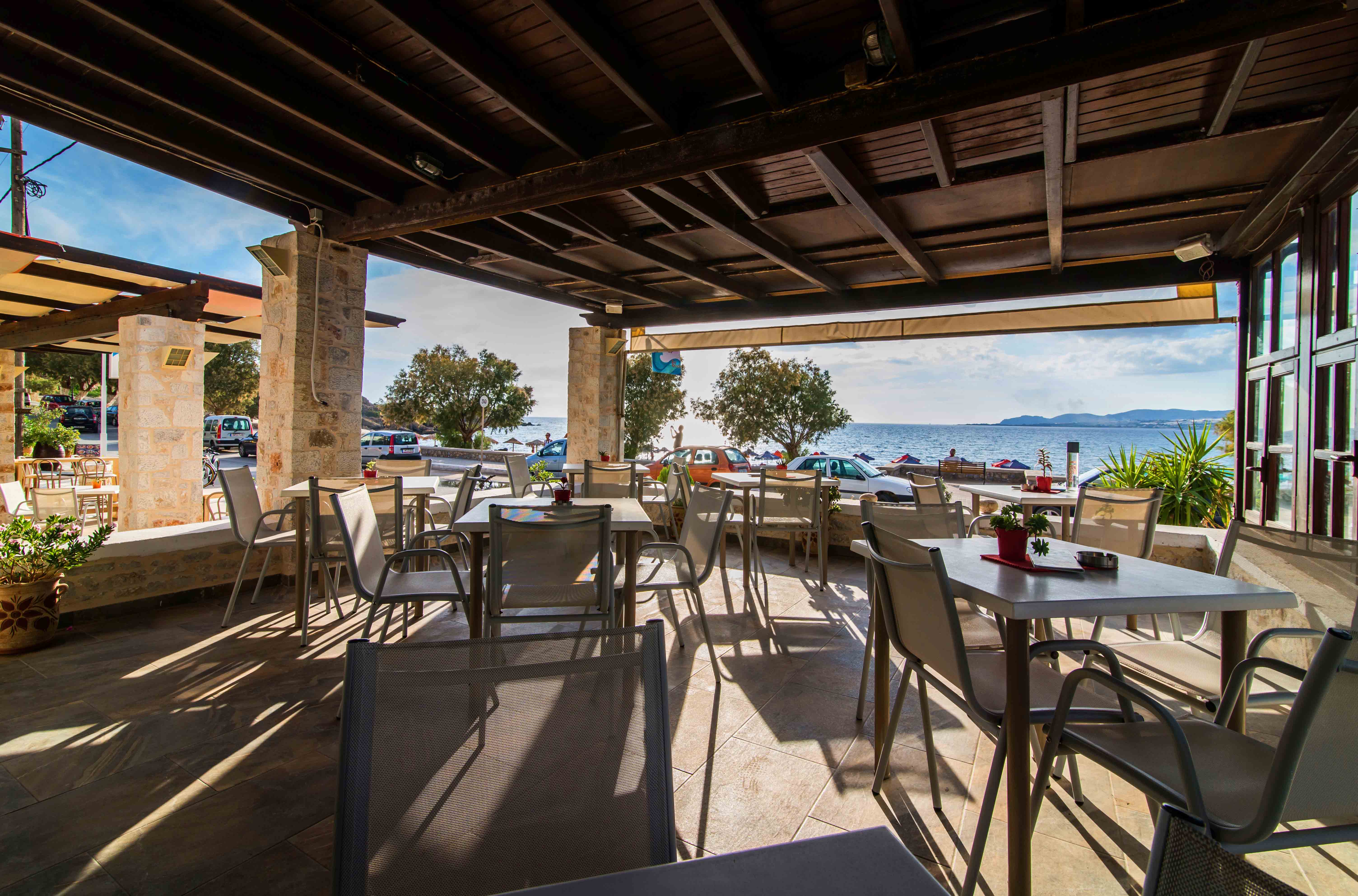 Pal Beach Hotel 30/50