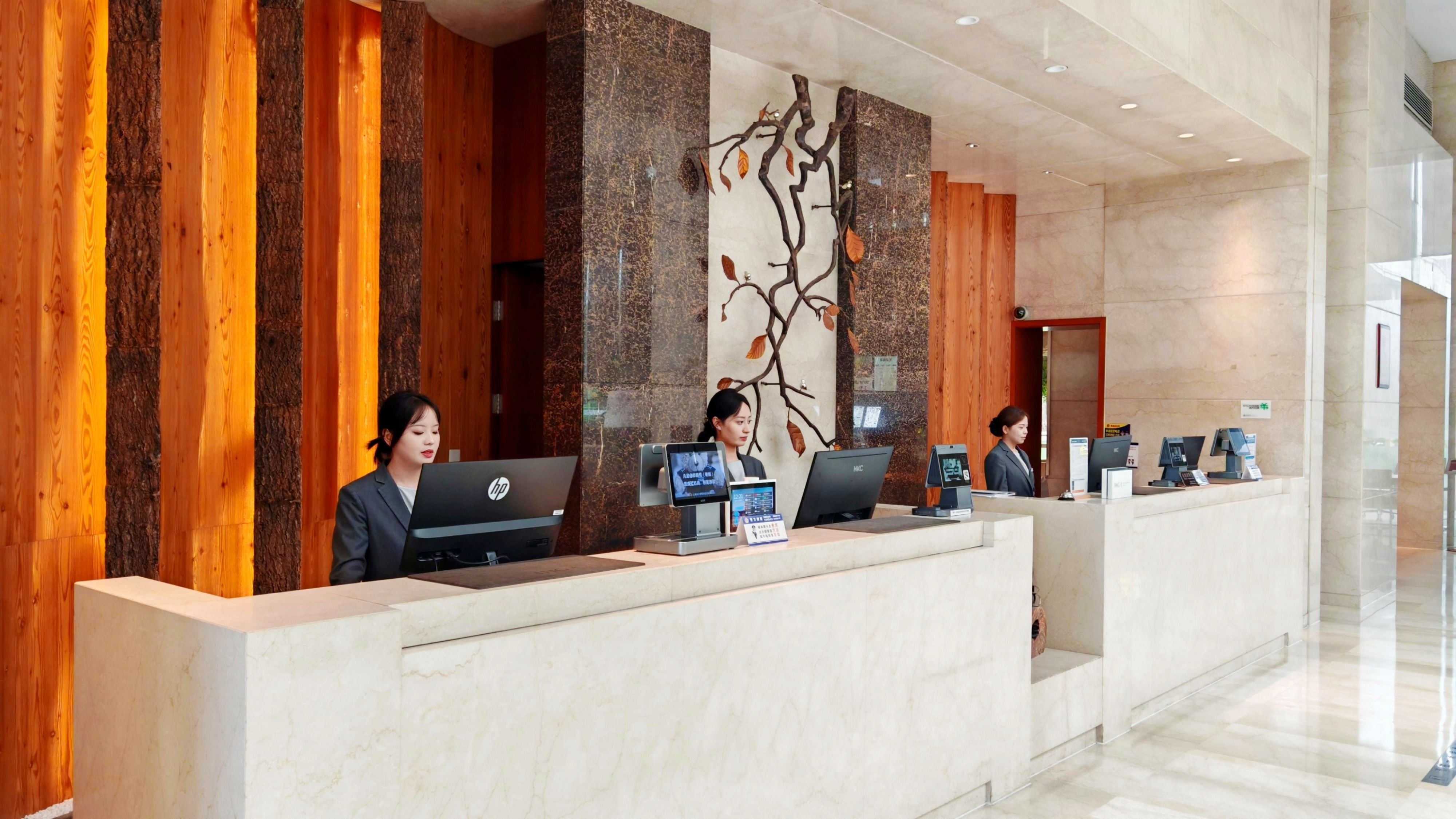 Crowne Plaza Shanghai Anting Golf 6/50