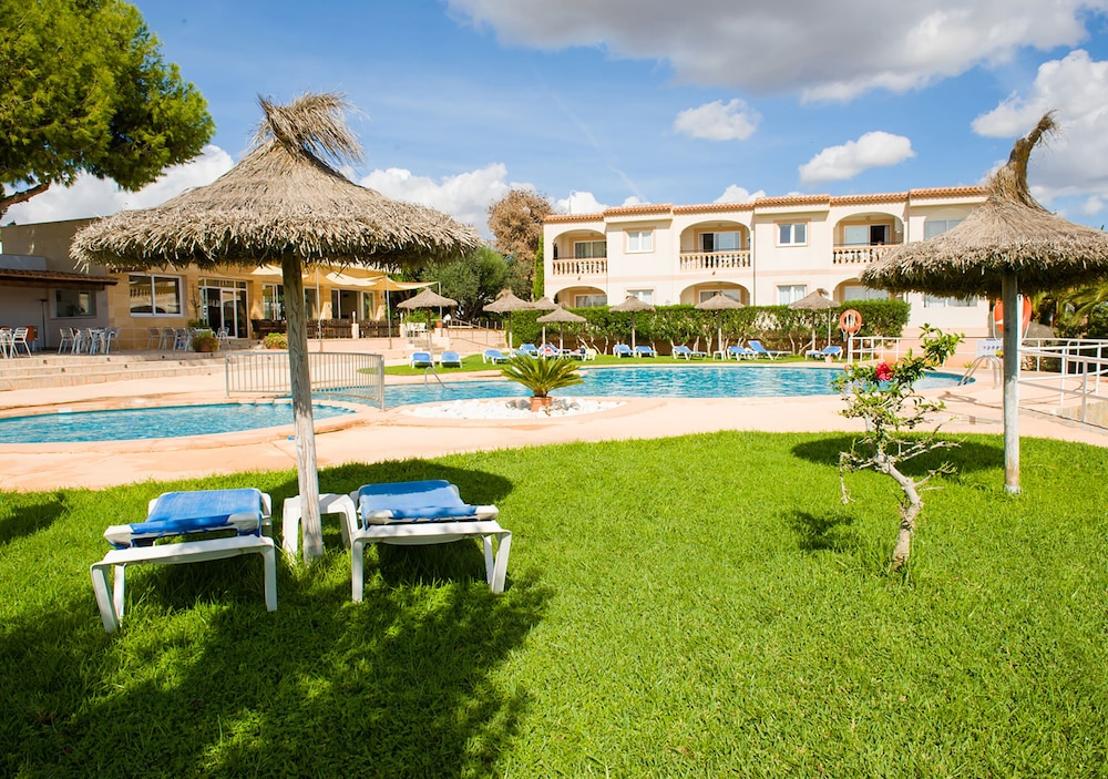 Apartamentos Sol Romantica by DOT Suites 45/57