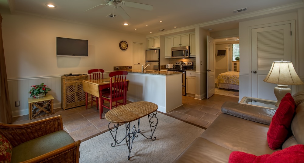 Villas By the Sea Resort Conference Center 44/73