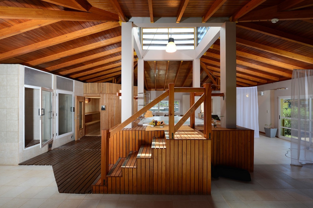 Maitei Posadas Hotel & Resort 44/50