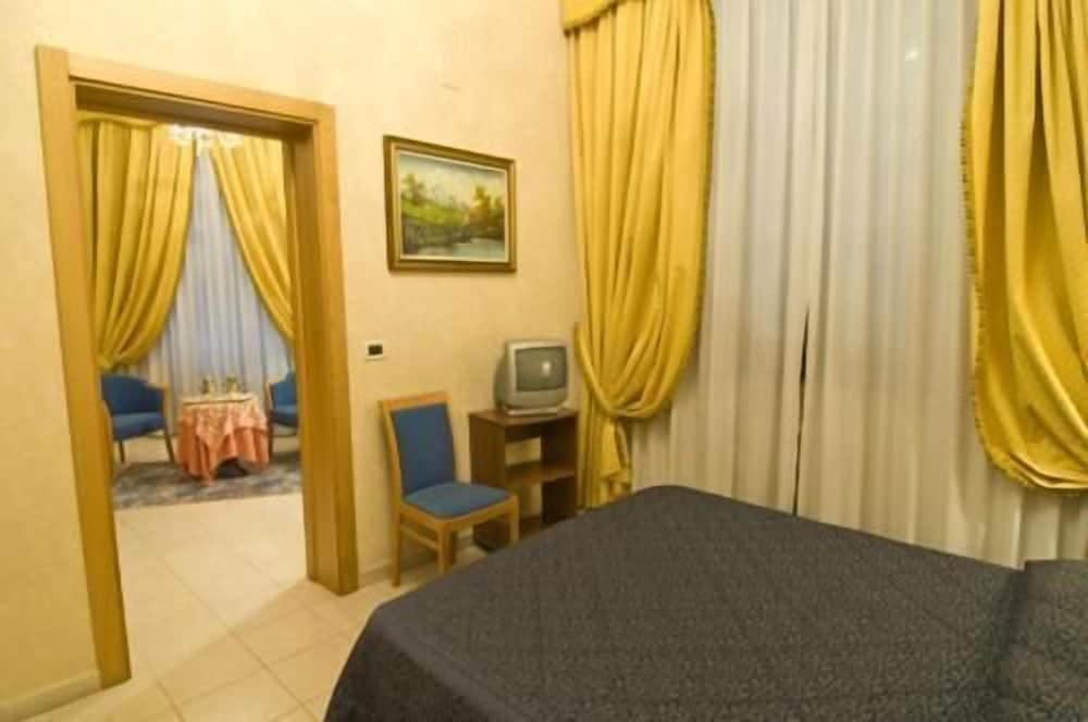 Hotel Alba 24/28