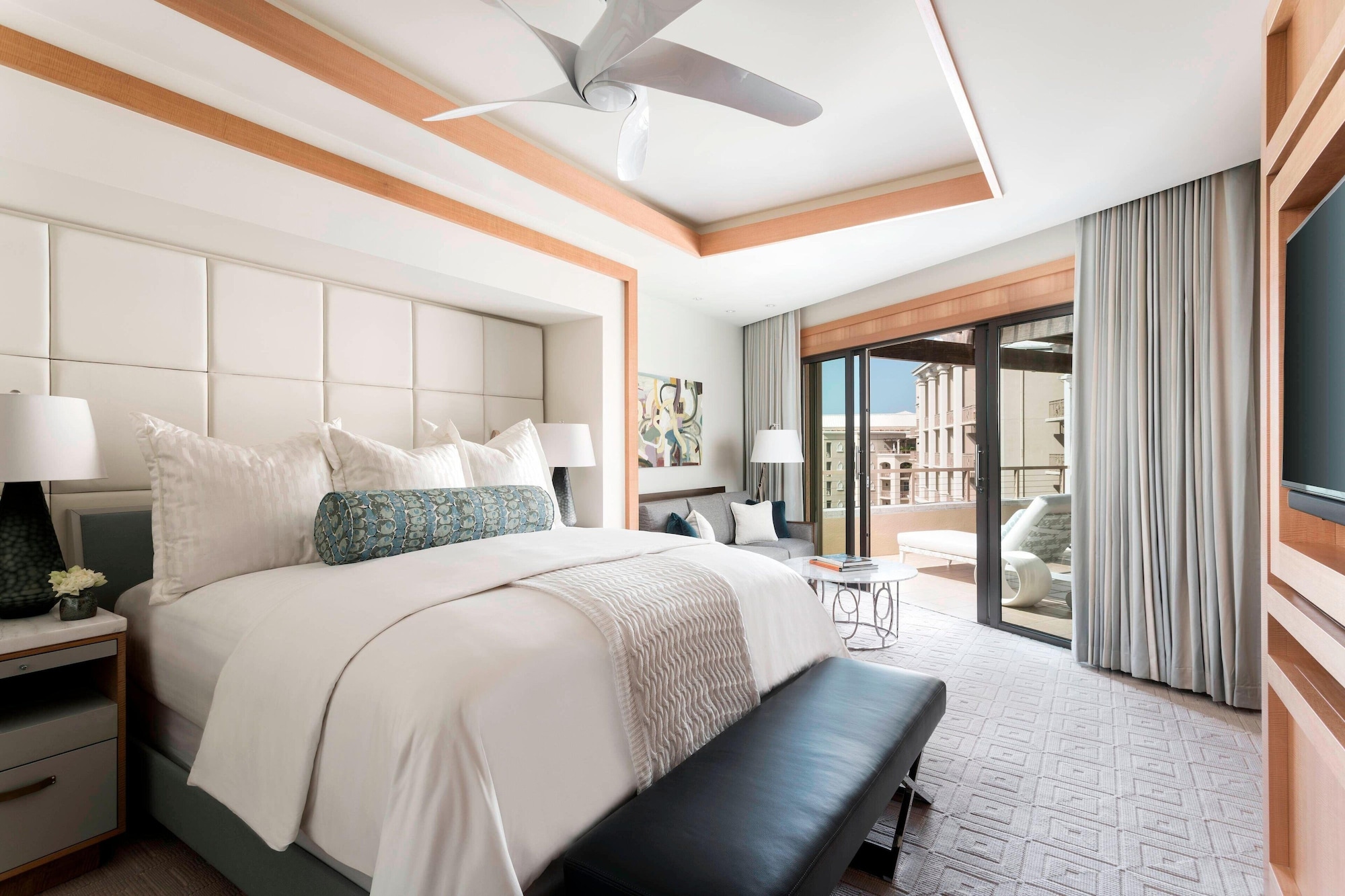 2 Bedrooms, Tower, Suite, Ocean View، The Ritz Carlton Grand Cayman 2/3