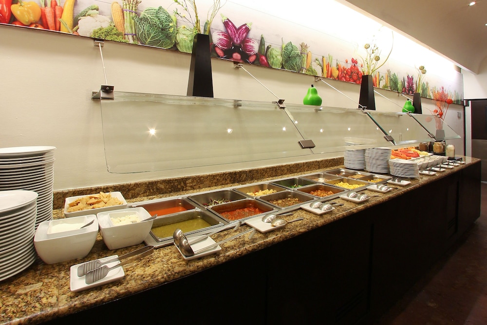 Fiesta Inn Express Durango 49/74