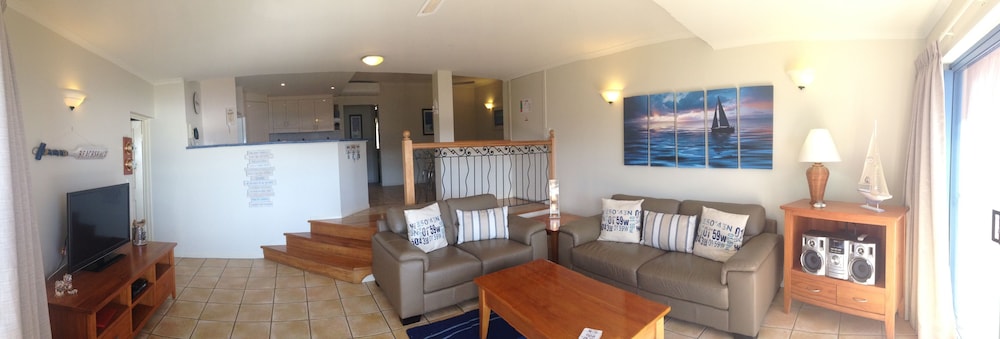 Seastar Apartments 27/50