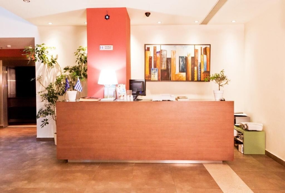 Astros Beach Hotel 4/55