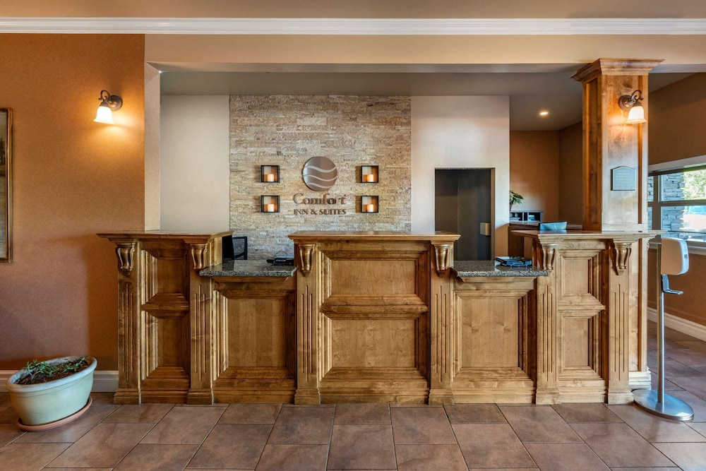 Comfort Inn & Suites Ukiah Mendocino County 7/34