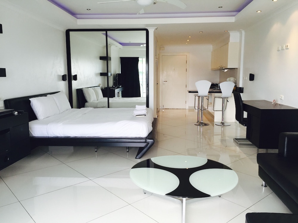View Talay 6 Condominium By Honey 40/84