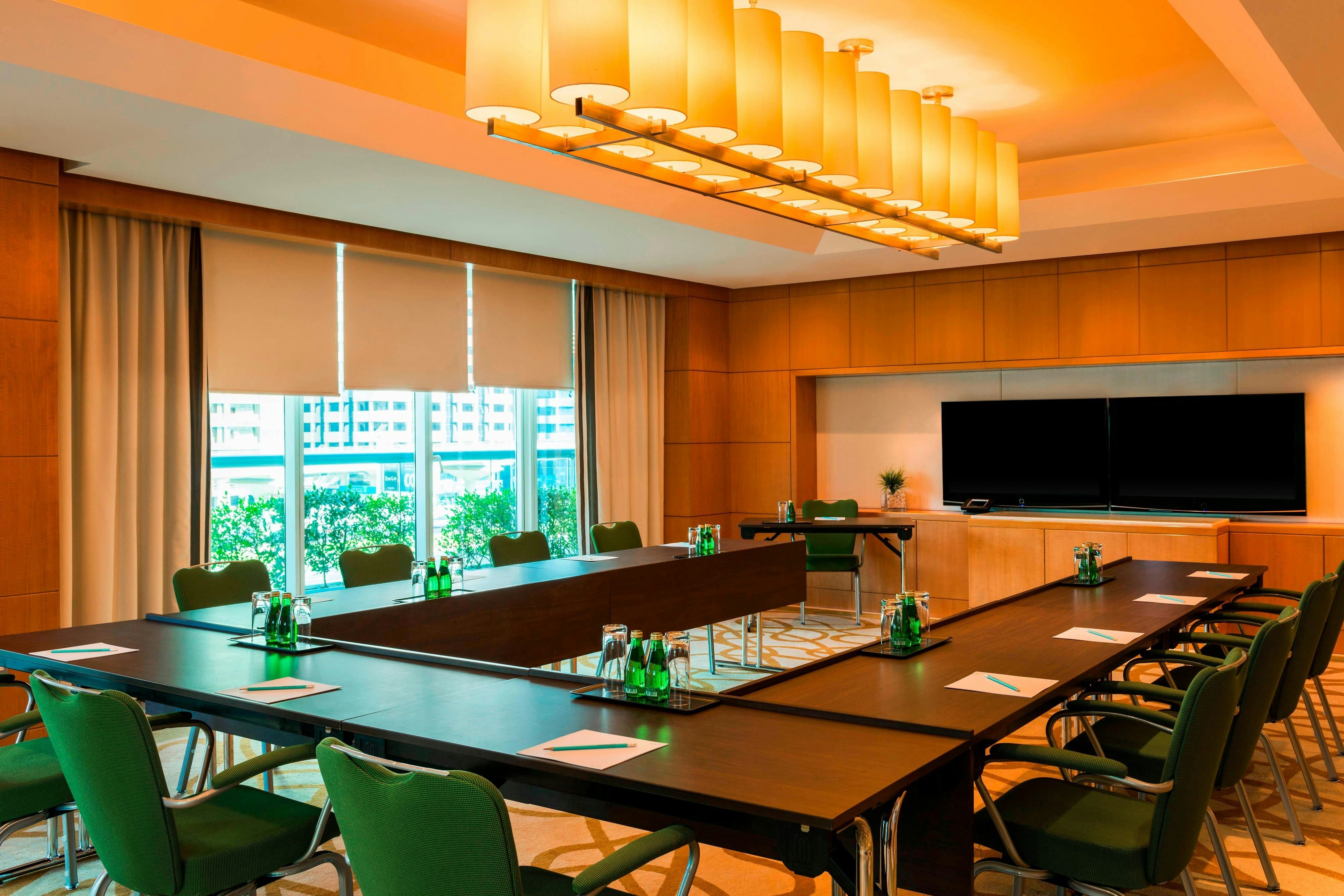 Four Points by Sheraton Sheikh Zayed Road 43/46