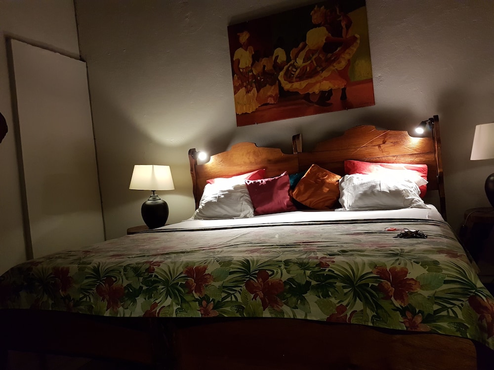 Hibiscus Valley Inn 9/50