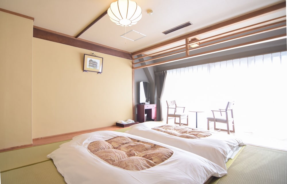 Nogamihonkan Ryokan 8/41