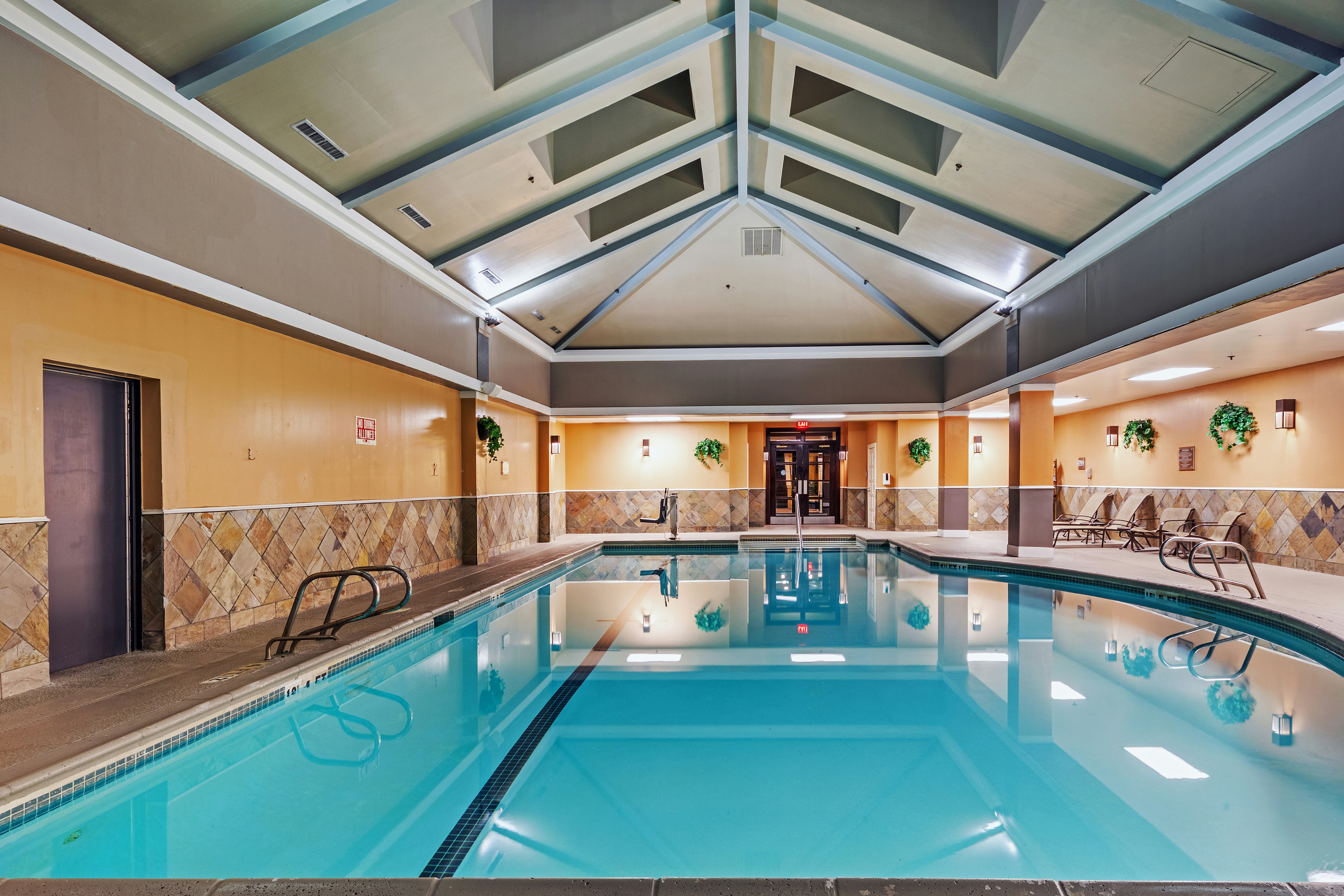 Doubletree Hotel Tulsa Downtown 12/40