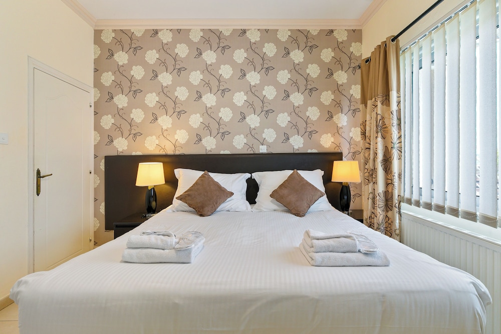 Hill View Hotel Apartments 10/50