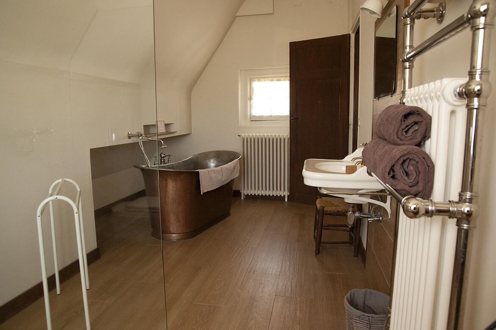 Manoir De Beaumarchais 14/34